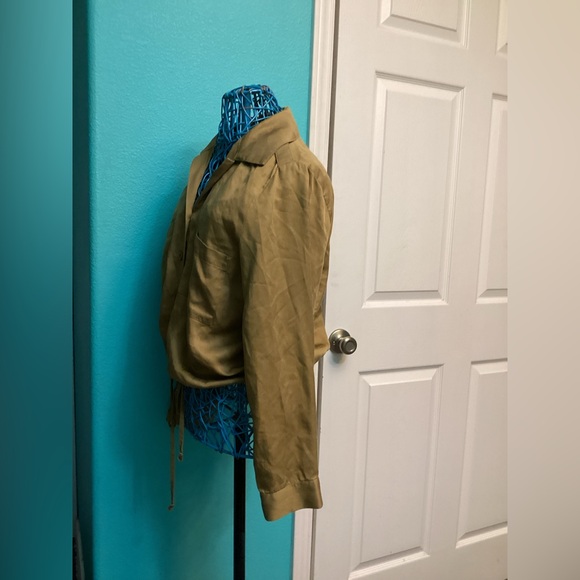 💥PRICE DROP💥 Military Drawstring Blouse - Picture 3 of 6